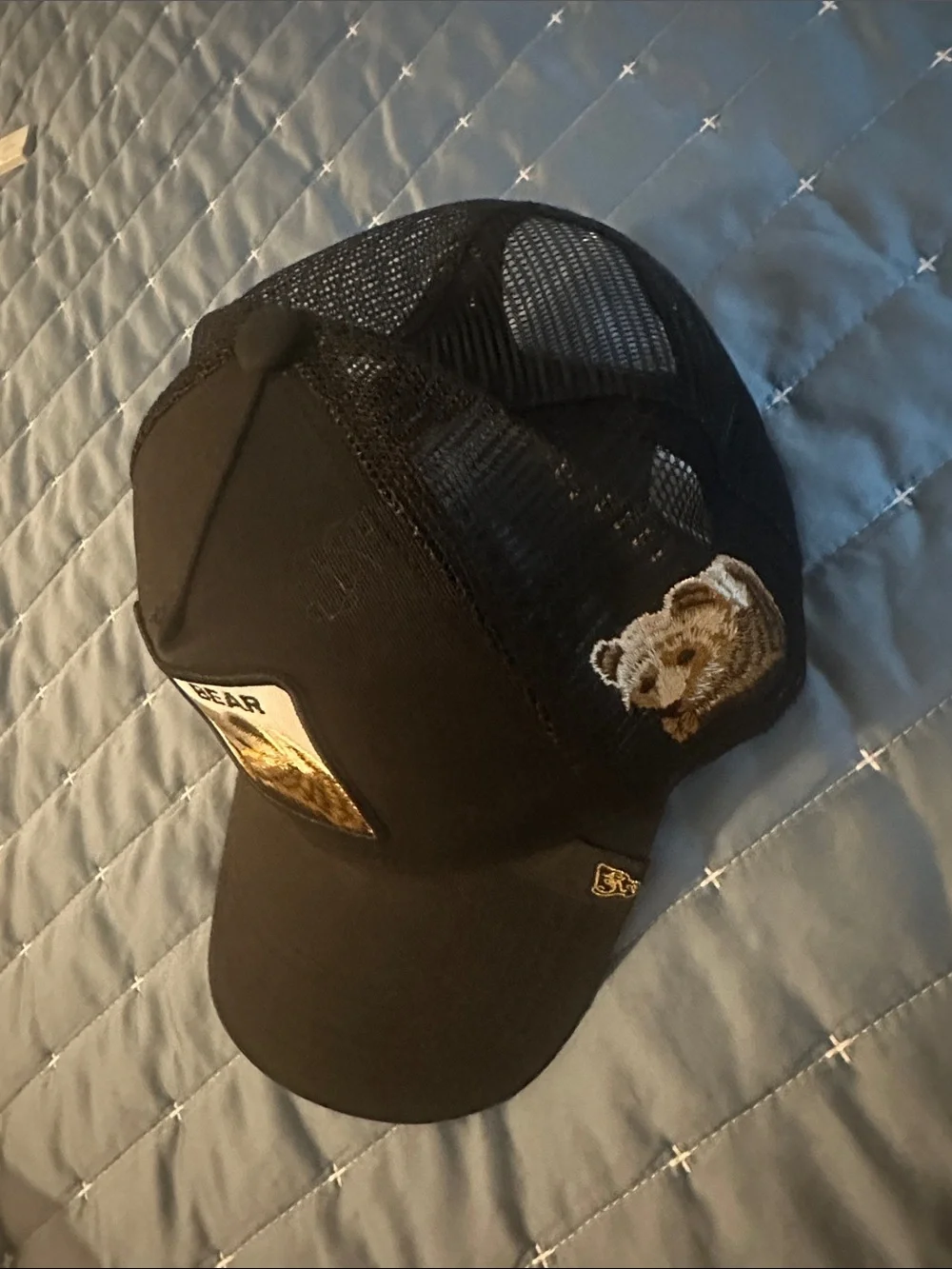 KVSPORTS Black Men's Trucker Hat with Bear Patch NWOT